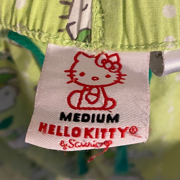 Hello Kitty Shamrock Pj Pants - Picture 2 of 4